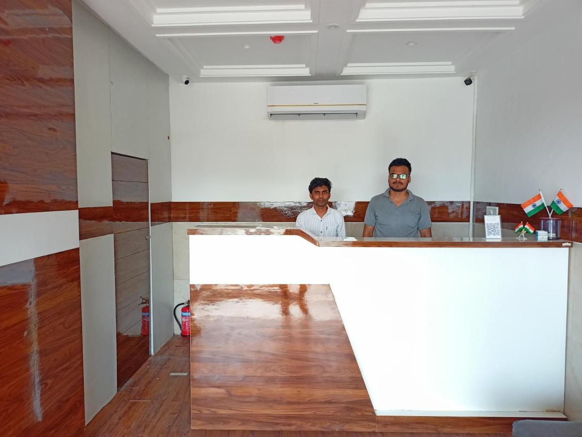 Hotel Palms Residency, Chembur Mumbai Ngoại thất bức ảnh