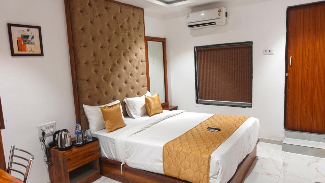 Hotel Palms Residency, Chembur Mumbai Ngoại thất bức ảnh