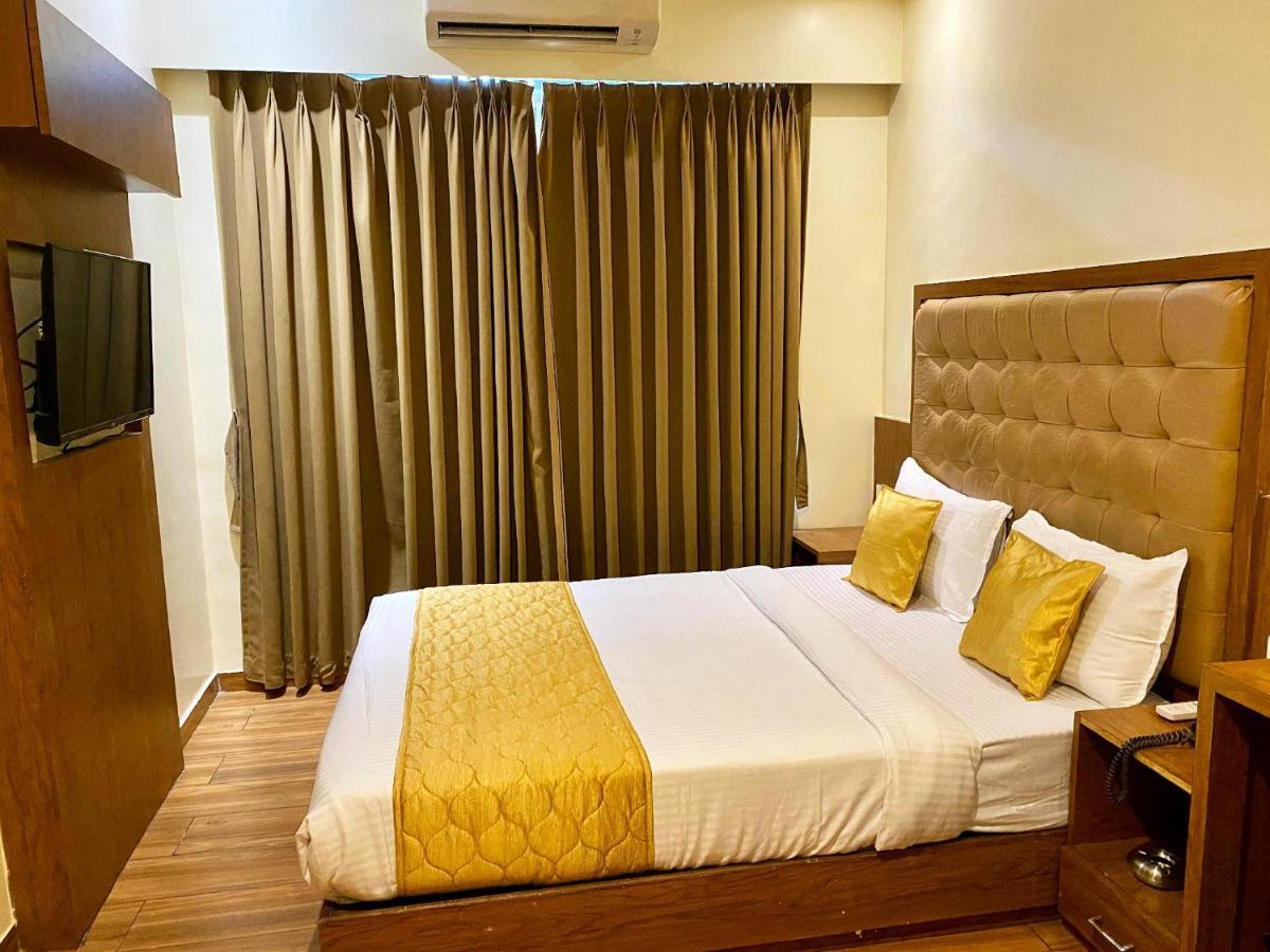 Hotel Palms Residency, Chembur Mumbai Ngoại thất bức ảnh