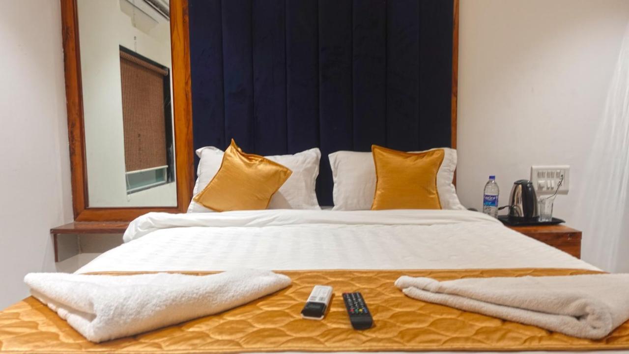 Hotel Palms Residency, Chembur Mumbai Ngoại thất bức ảnh