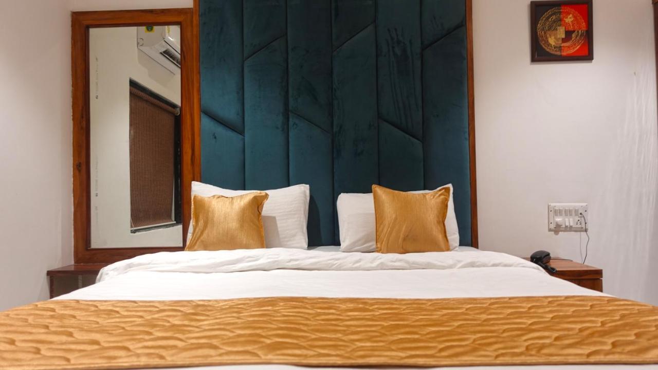 Hotel Palms Residency, Chembur Mumbai Ngoại thất bức ảnh