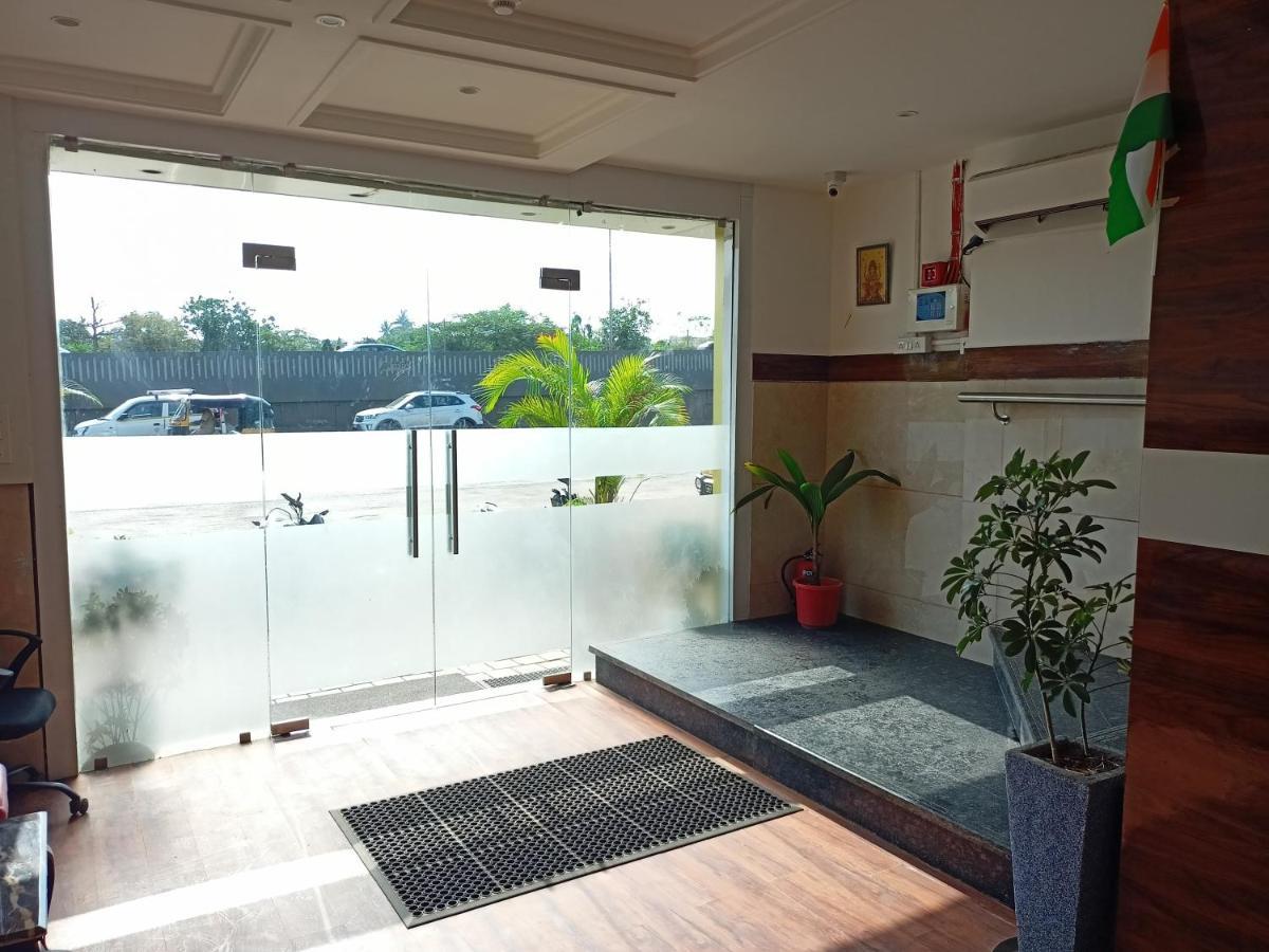 Hotel Palms Residency, Chembur Mumbai Ngoại thất bức ảnh